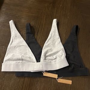 SKIMS Cotton Plunge Bralettes - Gray & Black